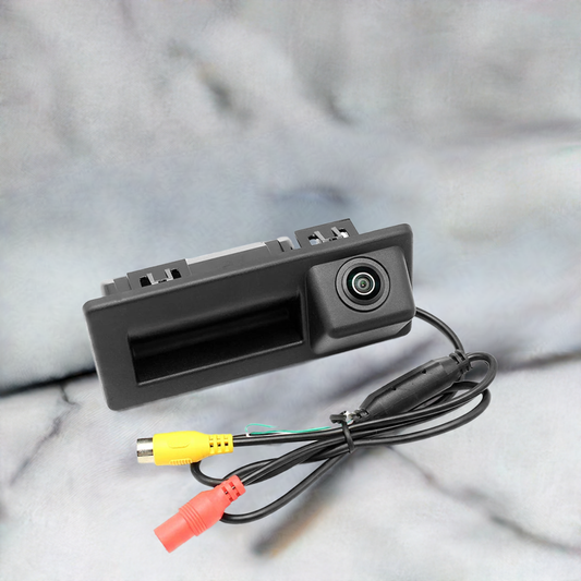 Telecamera posteriore 170° per VW e Audi